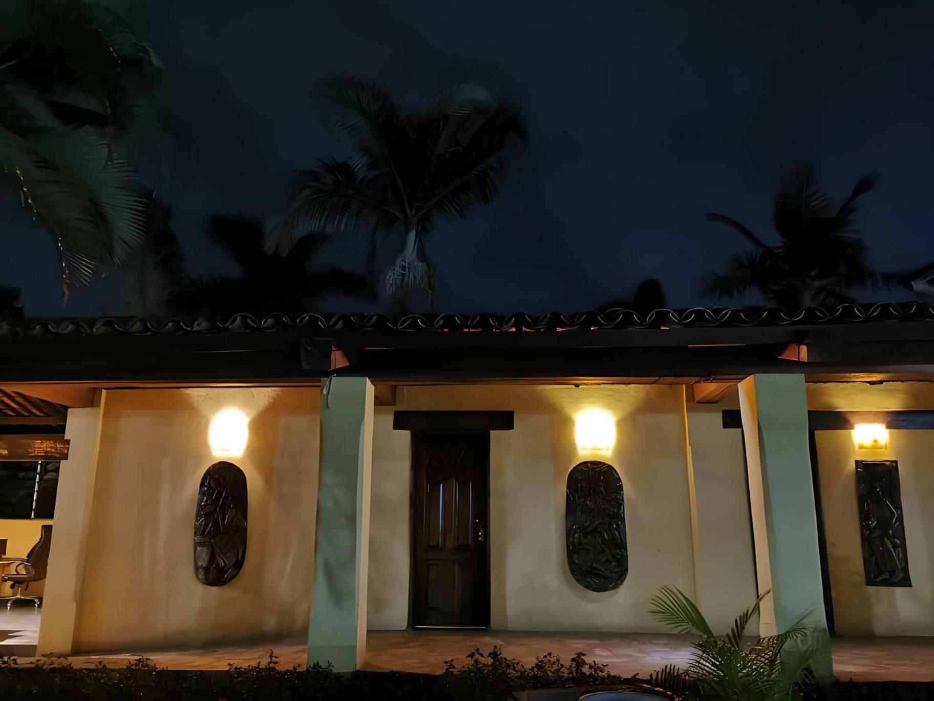Hotel De La Palmeraie Bujumbura Eksteriør billede