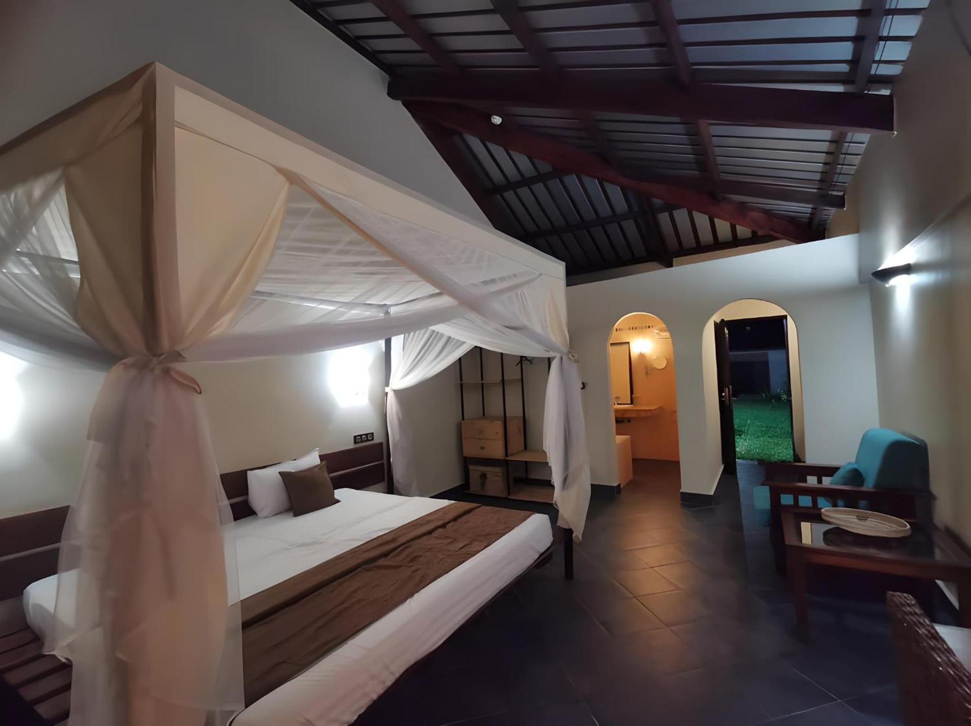 Hotel De La Palmeraie Bujumbura Eksteriør billede