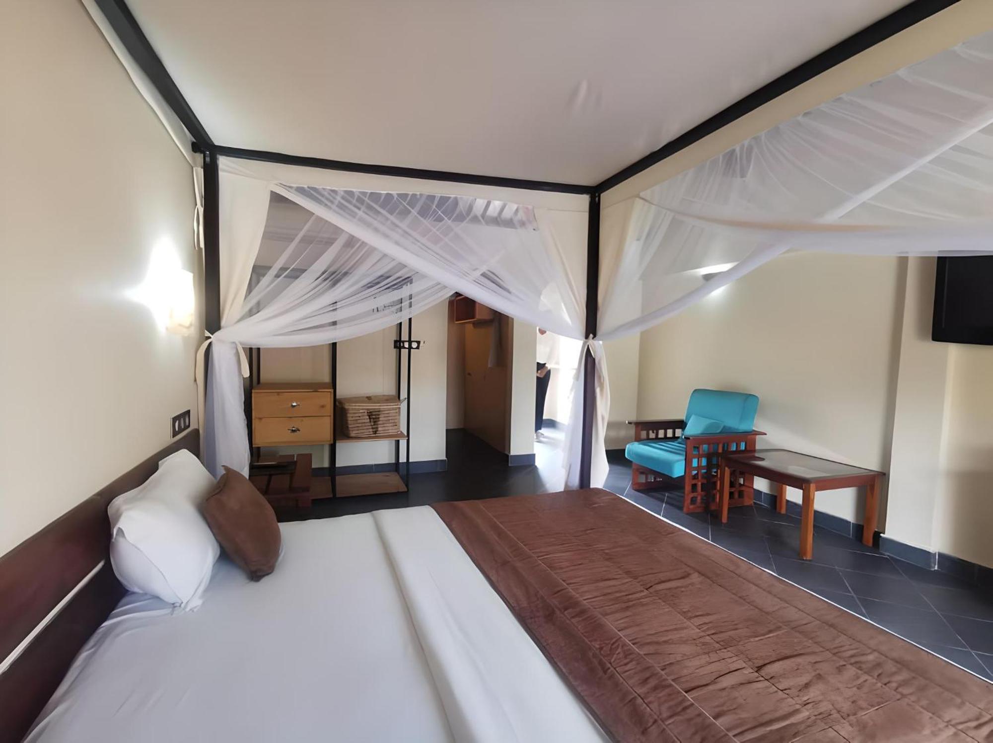 Hotel De La Palmeraie Bujumbura Eksteriør billede